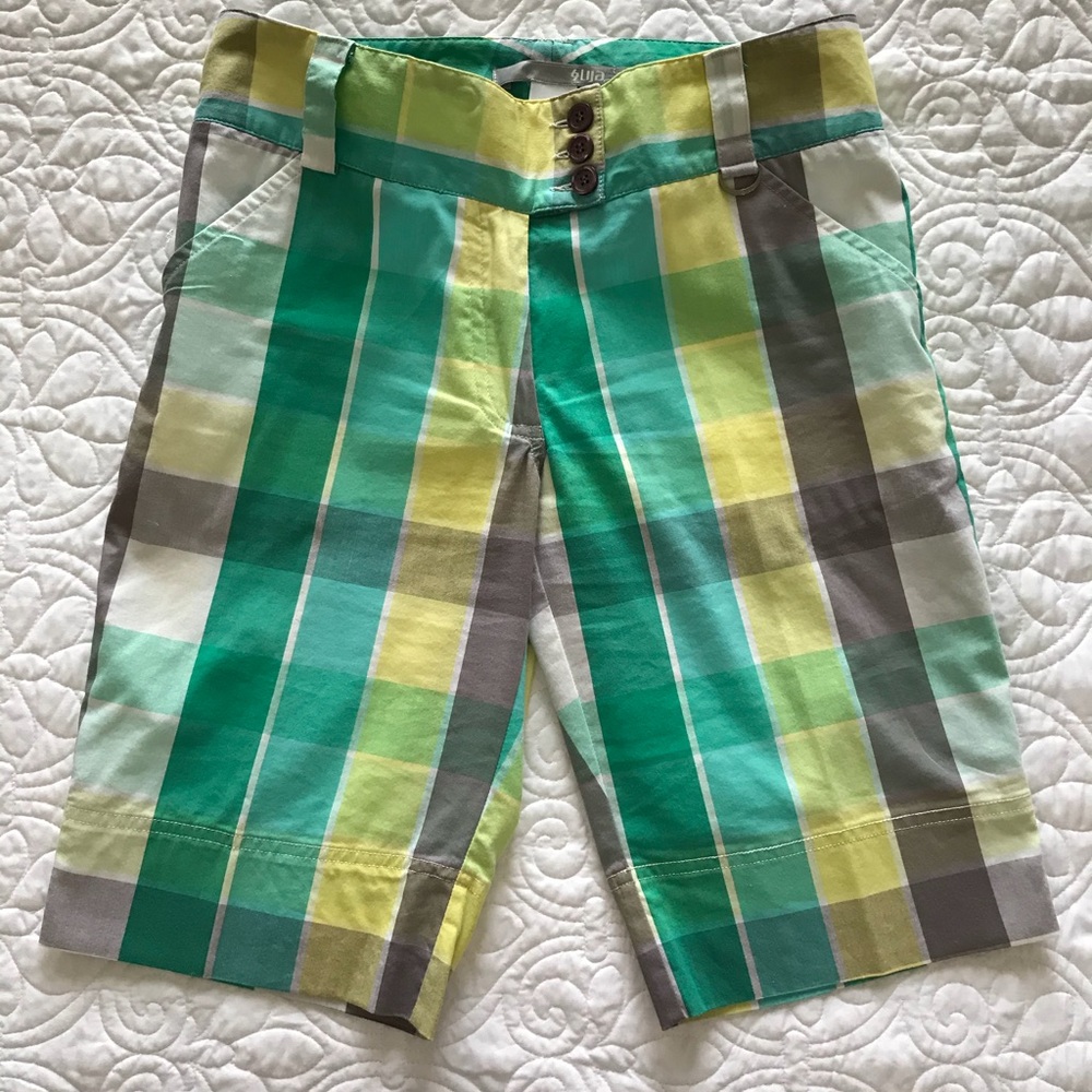Lija Shorts